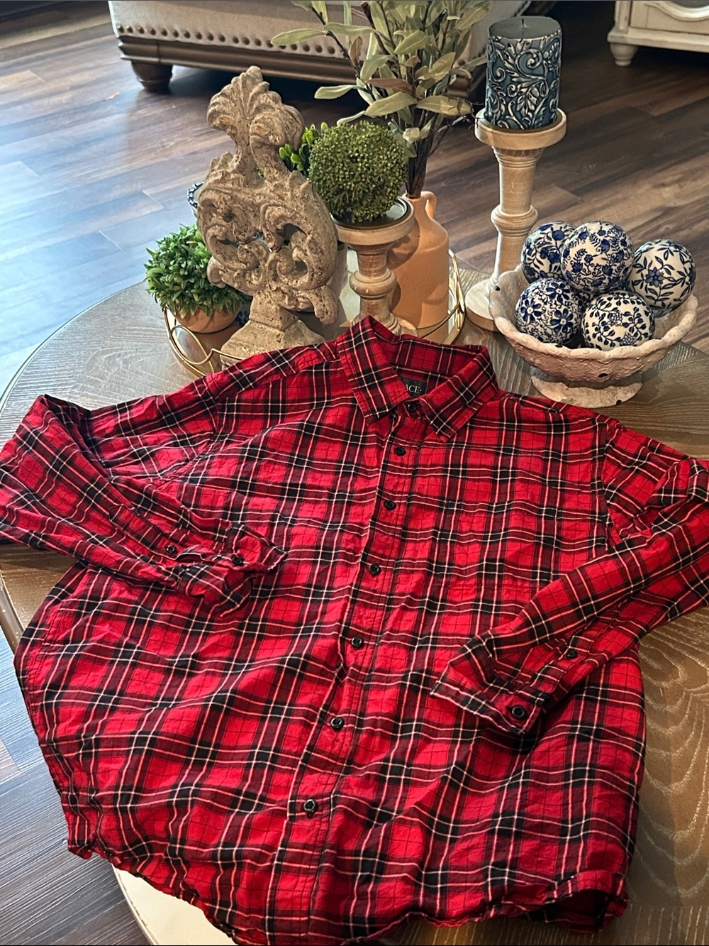Men's Red & Black Plaid Shirt Classic Button-Up size Large
